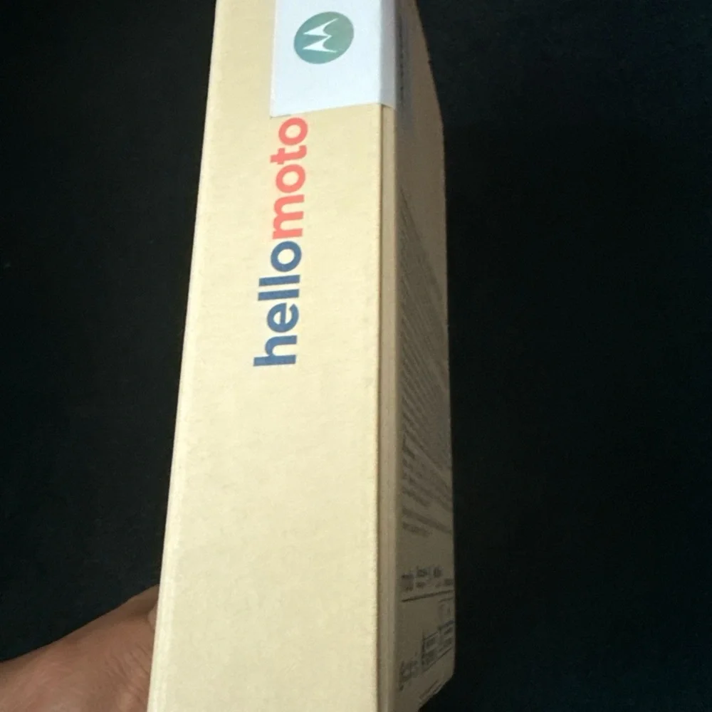 Motorola Moto G Play Box in Tan